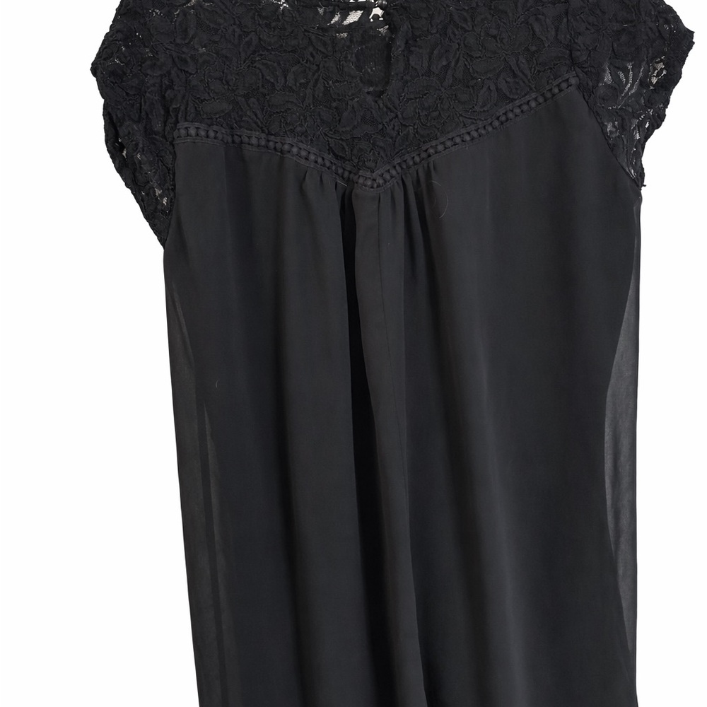 DO NOT BUY! SOLD ELSEWHERE!!
Lily Star Black Lace Midi Dress